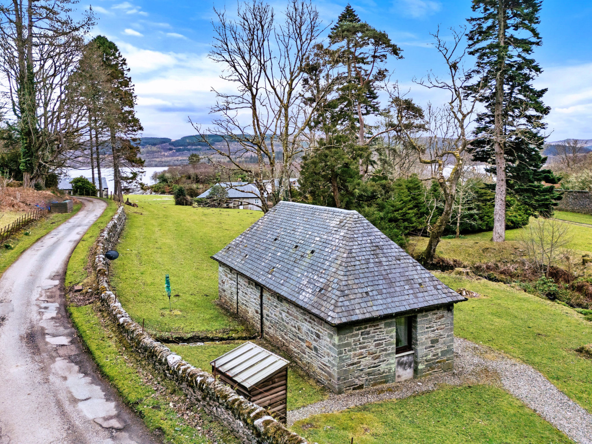 The Turbine House-Dehors
