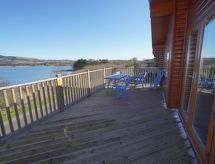 Vrijstaand chalet aan Loch Leven met privé parkeerplaats en uitzicht op de bergen - thumbnail 5