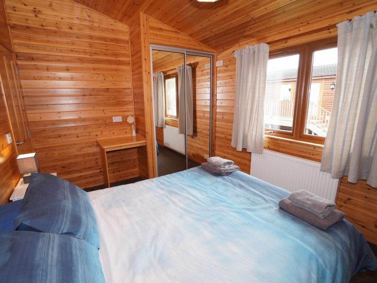 Photo of Loch Leven Lodge 11