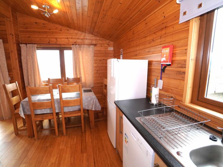Photo of Loch Leven Lodge 11