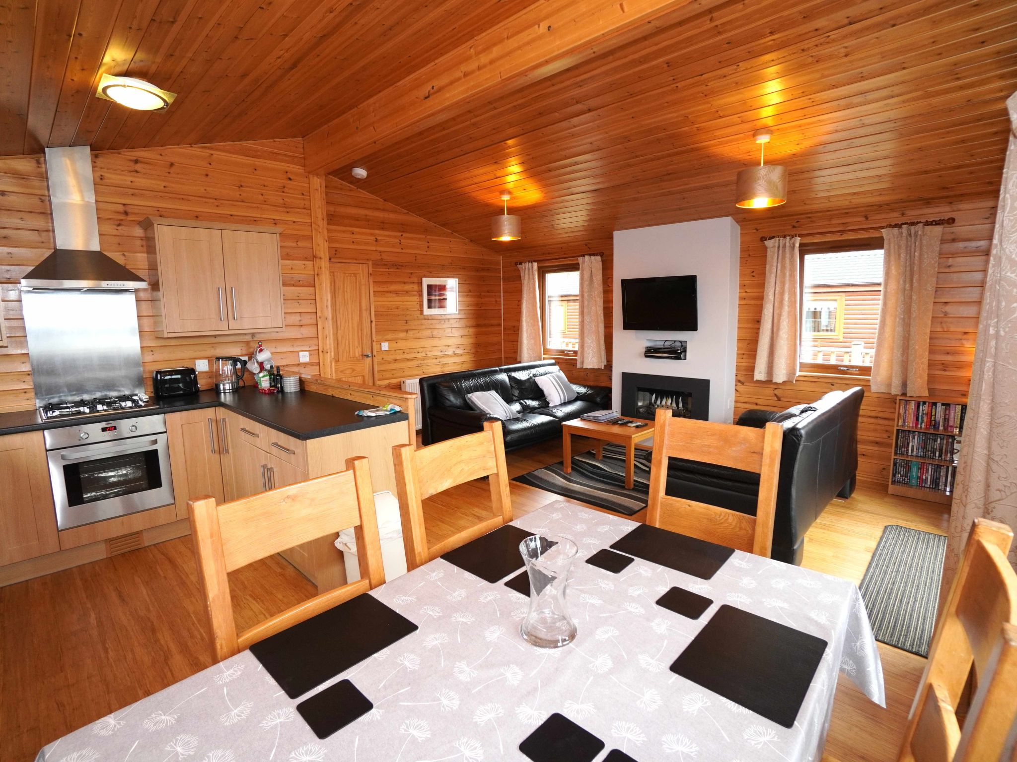 Photo of Loch Leven Lodge 11