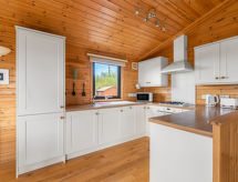 Vrijstaand chalet aan Loch Leven met uitzicht op de bergen - thumbnail 3
