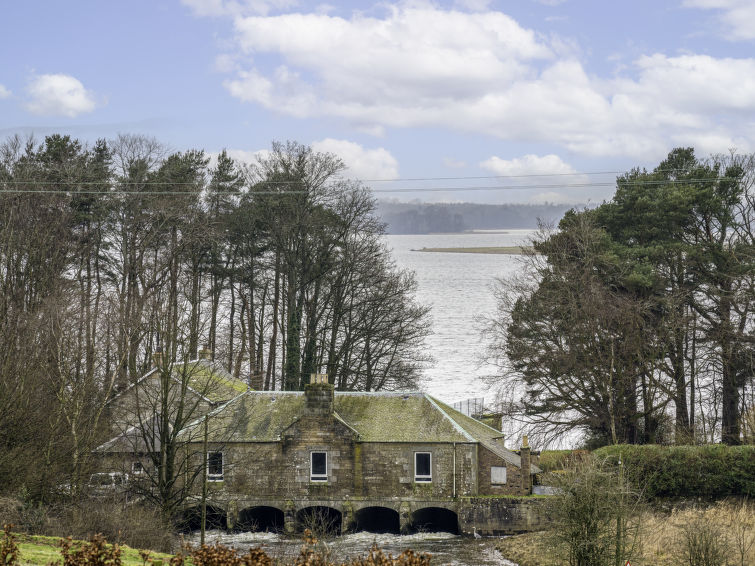 Photo of Loch Leven Lodge 25 East