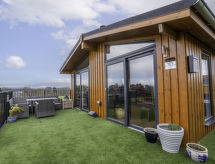 Dom Loch Leven Lodge 25 East