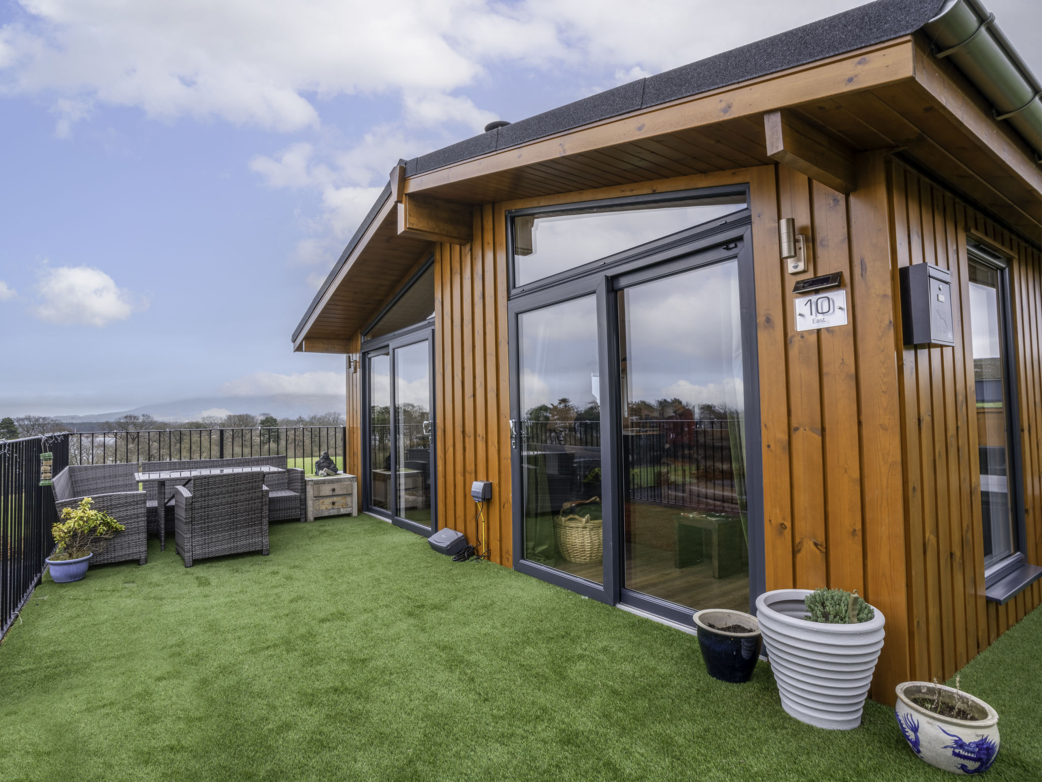 Photo of Loch Leven Lodge 25 East