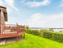 Vrijstaand chalet aan Loch Leven met 2 slaapkamers en uitzicht op het meer - thumbnail 1