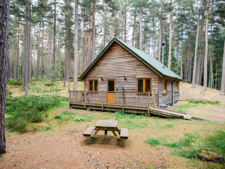 Pine Marten Lodge - Moray