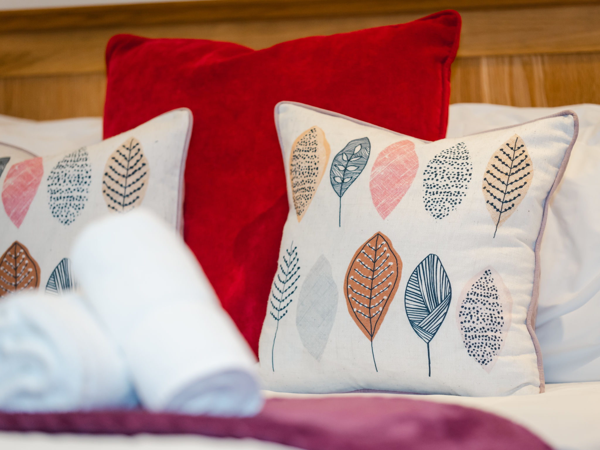 Red Squirrel Lodge - Inside