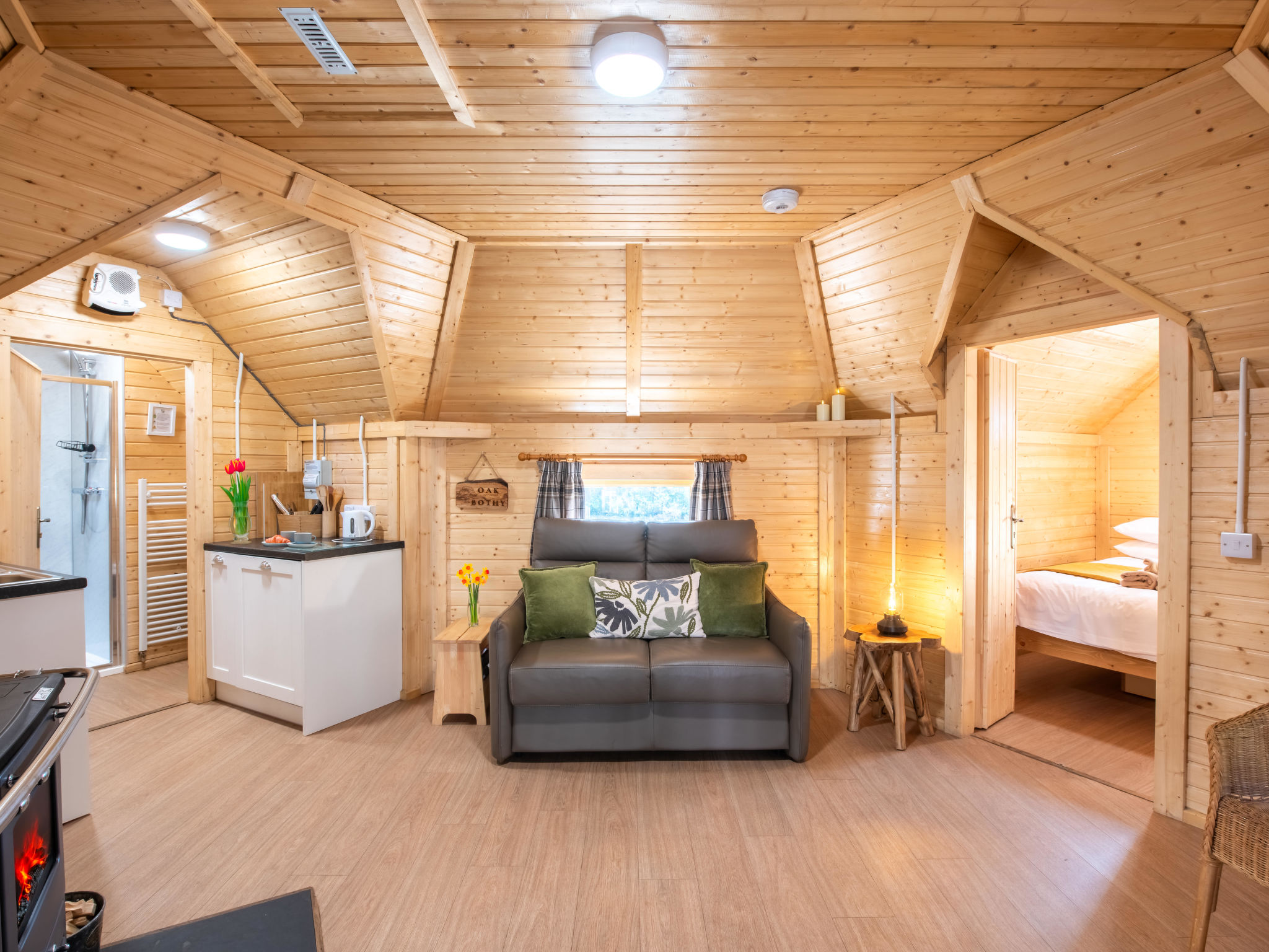 Oak Bothy