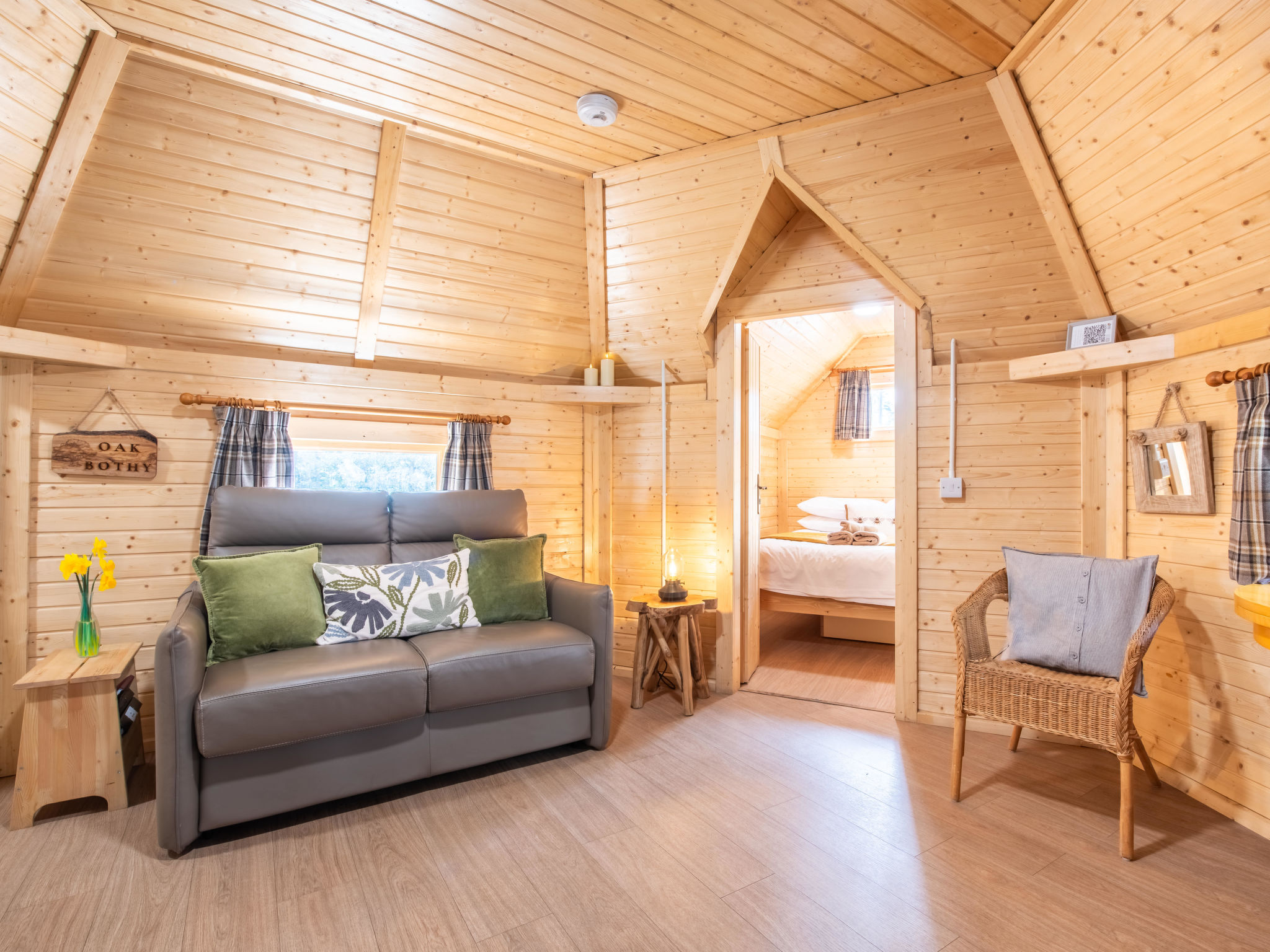 Oak Bothy - Drinnen