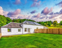 Vrijstaande cottage met hot tub aan de golflinks van Glenshee - thumbnail 1