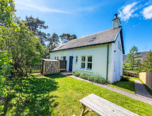 Knusse cottage voor 4 in de Cairngorms, vlakbij Aviemore - thumbnail 1