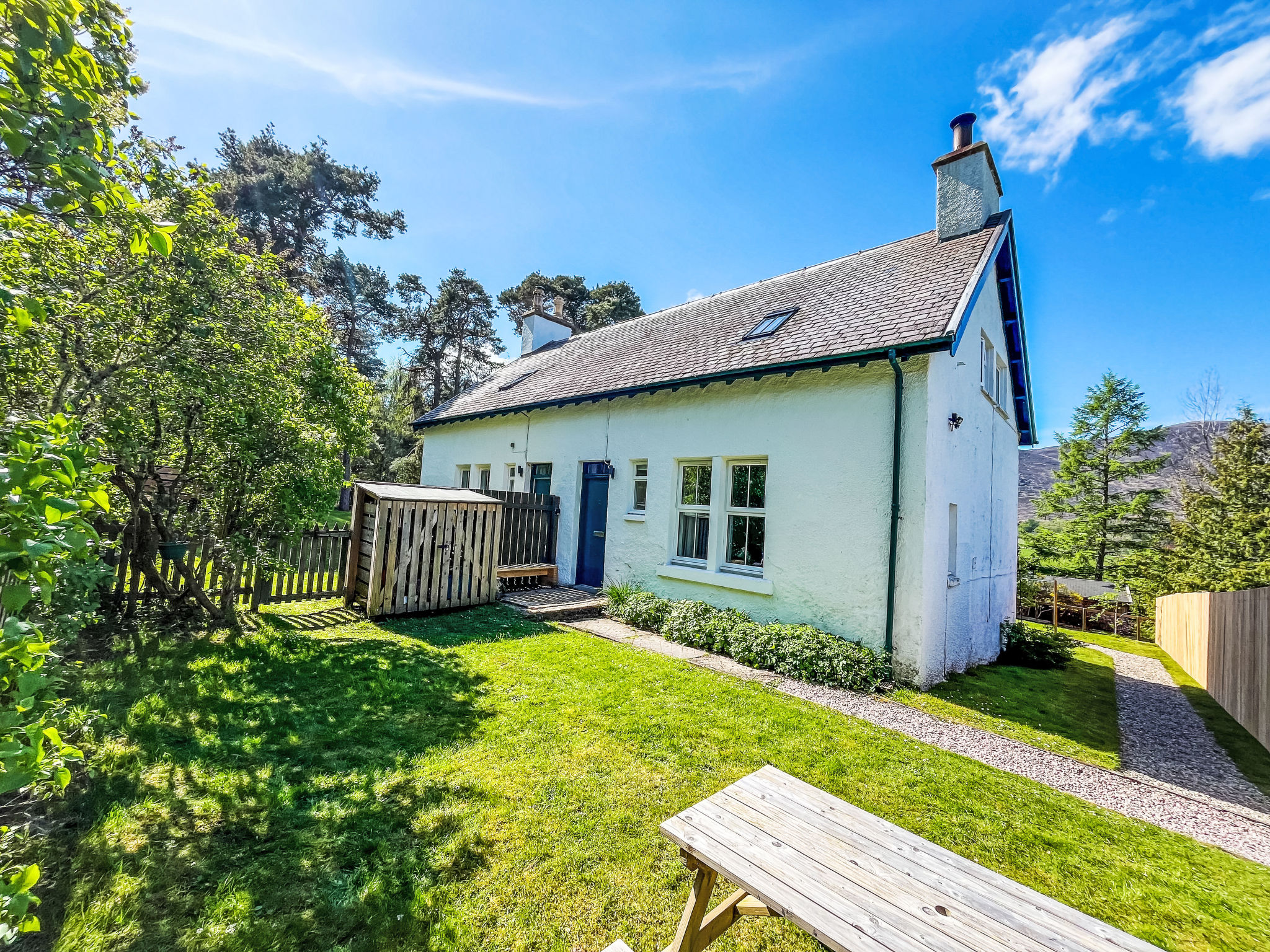 2 Railway Cottage Accommodation in Aviemore