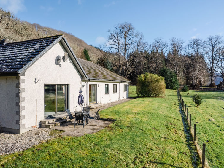 Aan het meer: Vrijstaand vakantiehuis Kirkfield House in Invermoriston in Invermoriston