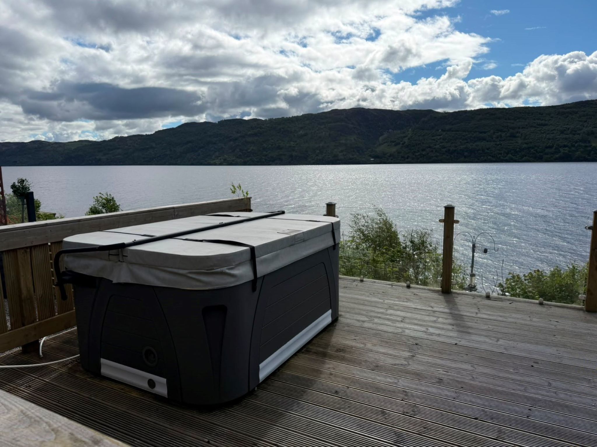 Loch Ness Hamptons Lodge - Dehors