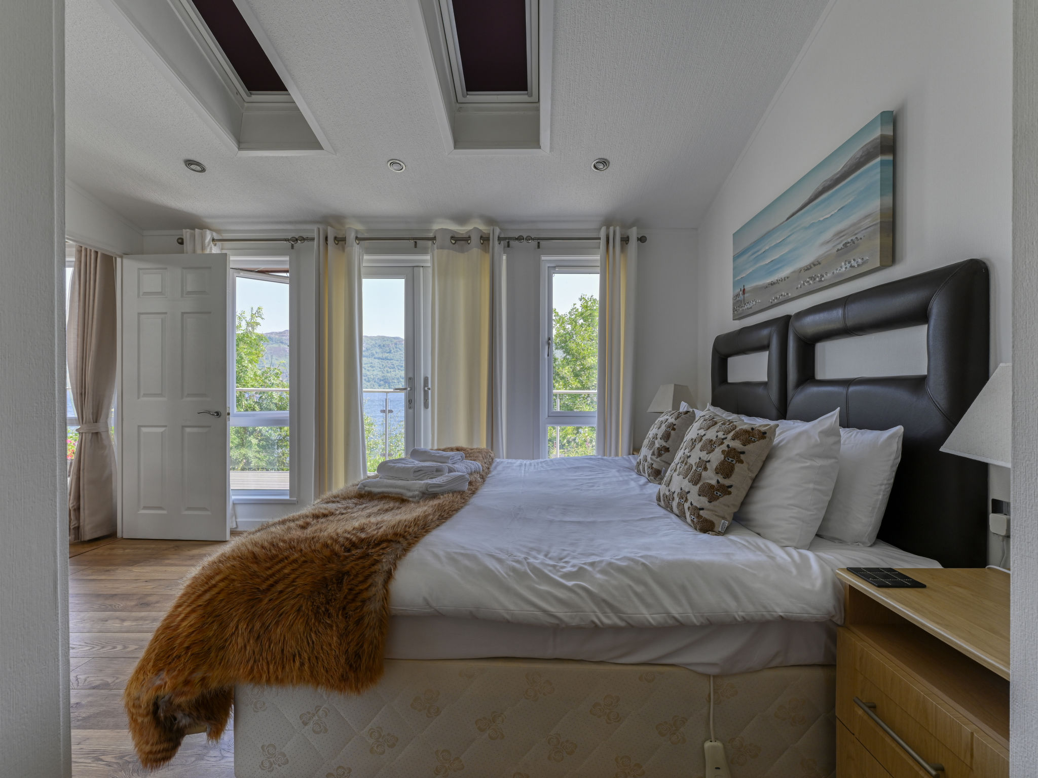 Cìela Lodge on Loch Ness - Dedans