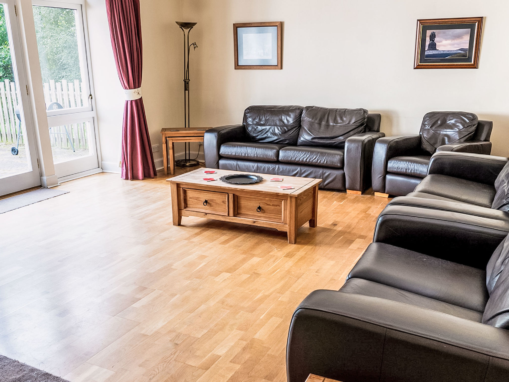 Corrimony View-Inside