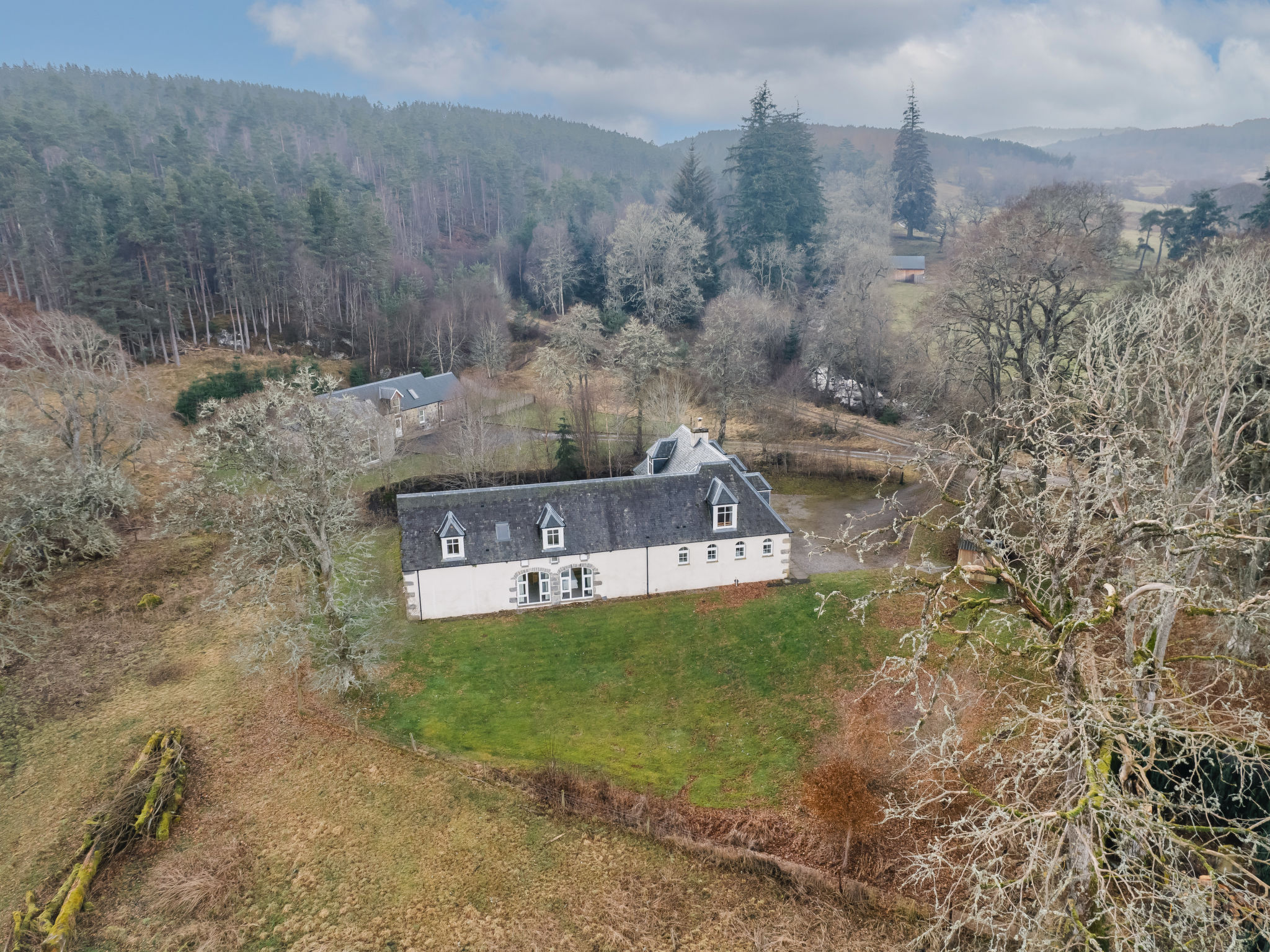 Corrimony View-Outside