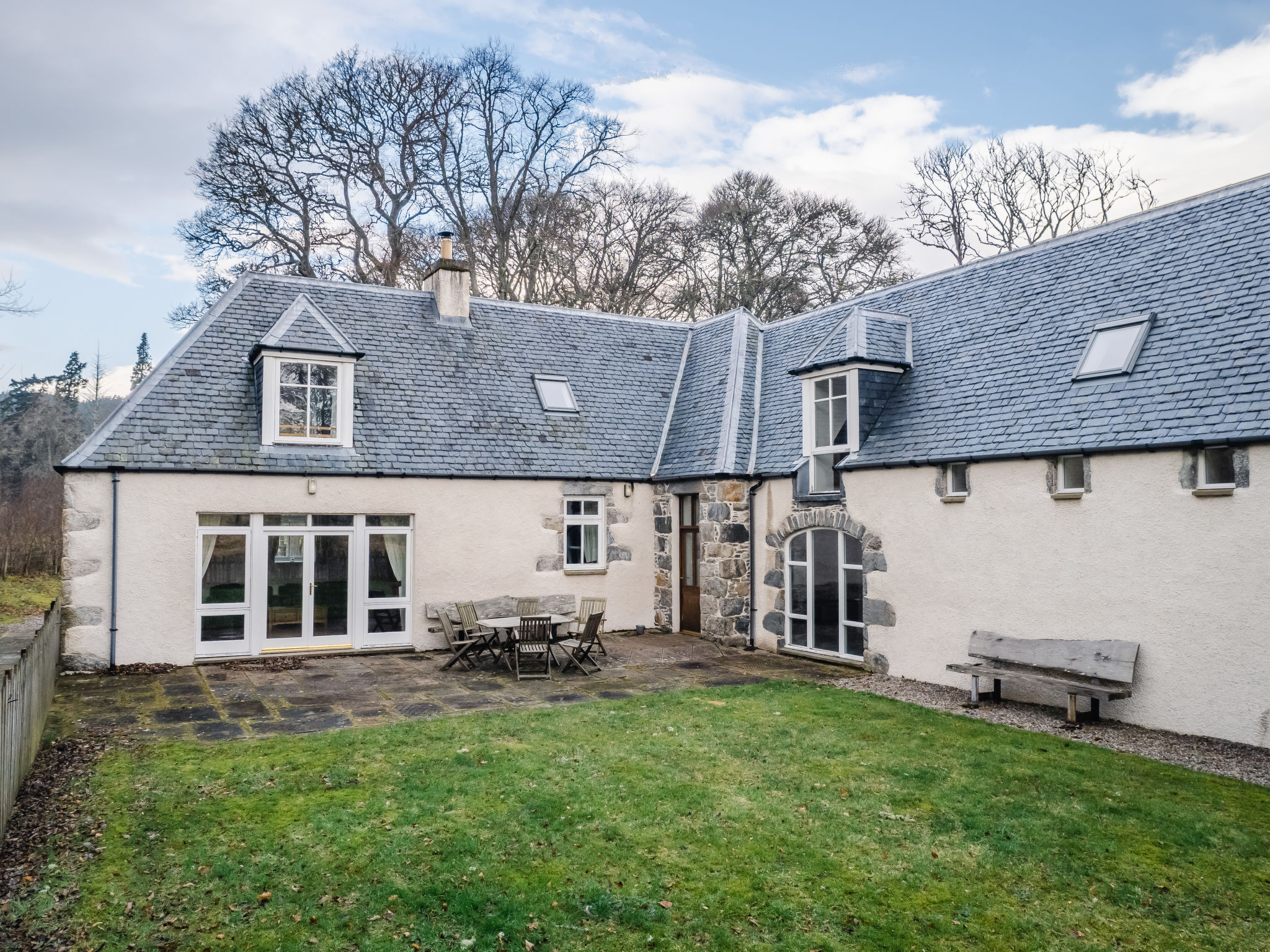 Corrimony View-Outside