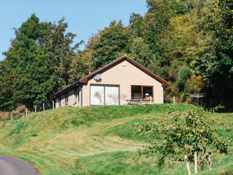 6-persoons vakantiehuis in Drumnadrochit met meer- en bergzicht in Drumnadrochit