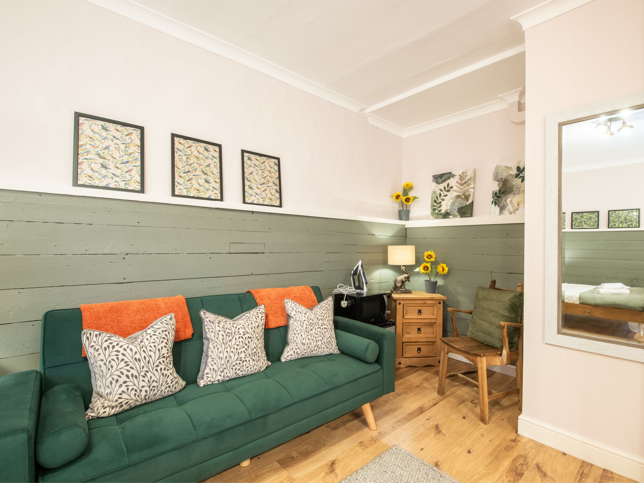 Photo of Highland Garden Room (No kitchen)