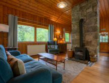 Vrijstaande cottage aan de rivier met hot tub bij Drumnadrochit - thumbnail 2