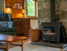 Vrijstaande cottage aan de rivier met hot tub bij Drumnadrochit - thumbnail 4