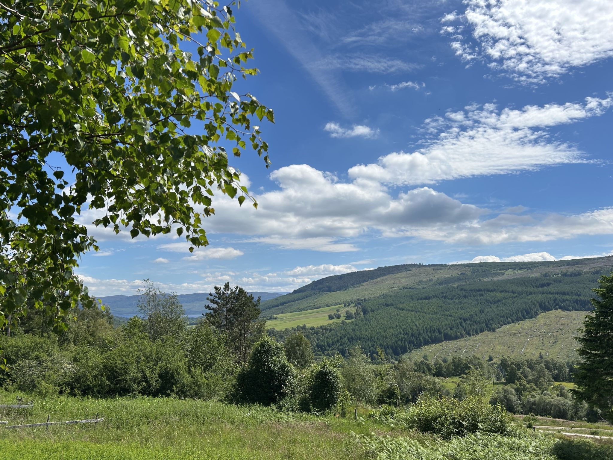 Highland Hilltop Retreat - Buiten