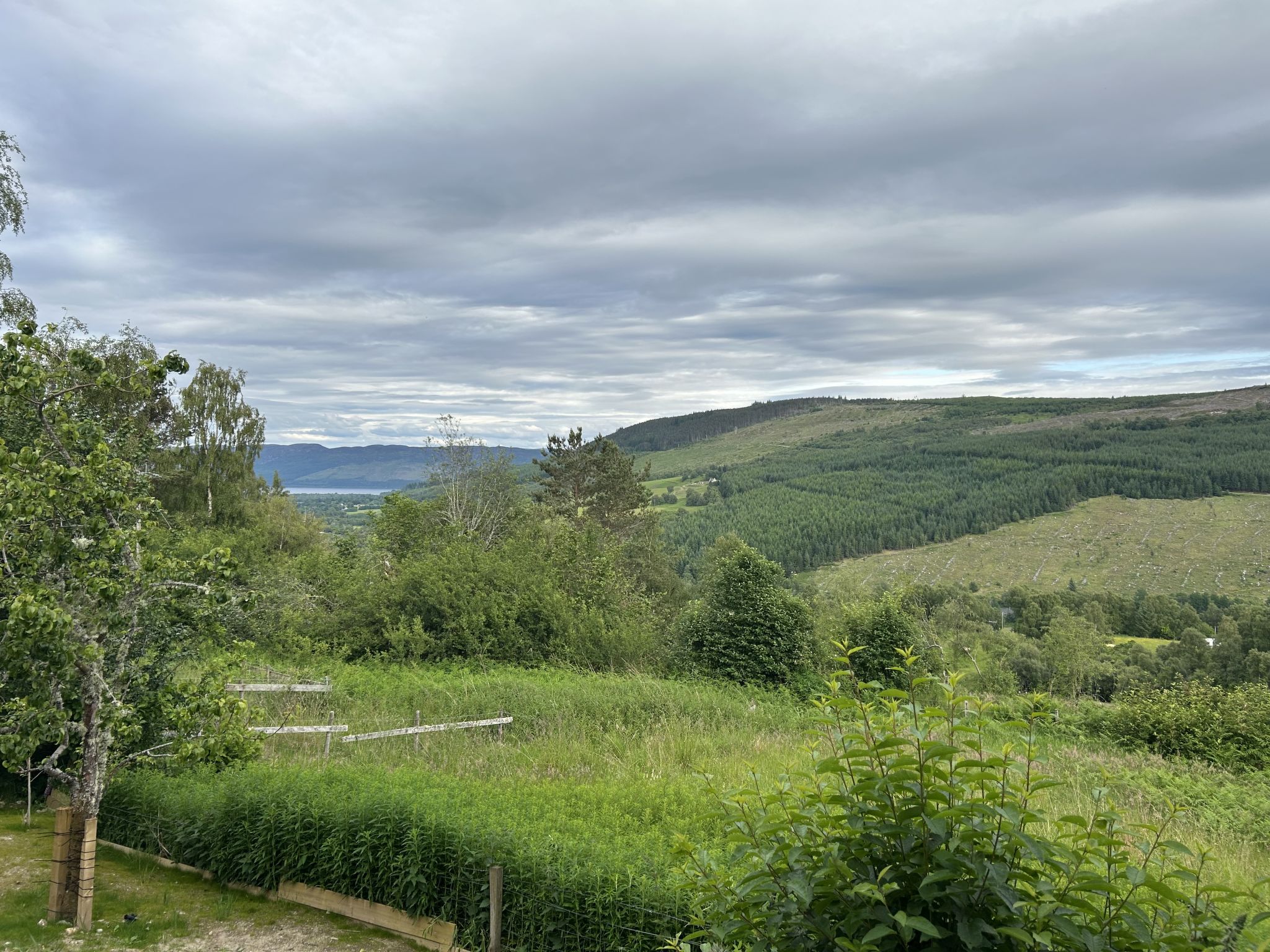 Highland Hilltop Retreat - Buiten