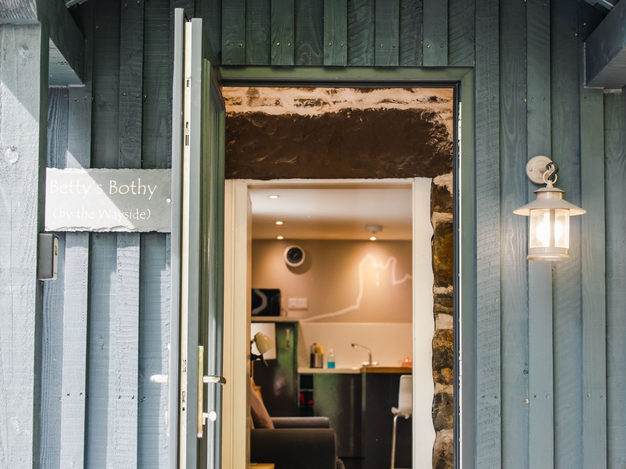 Betty's Bothy-Binnen