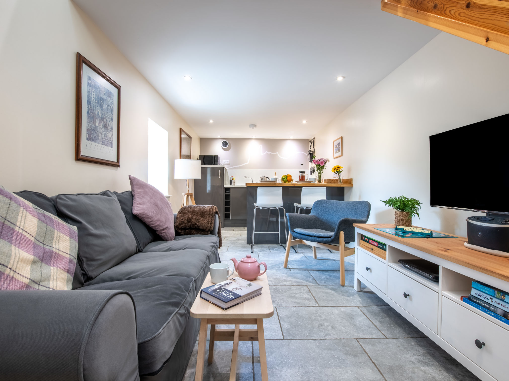 Wayside Bothy-Drinnen