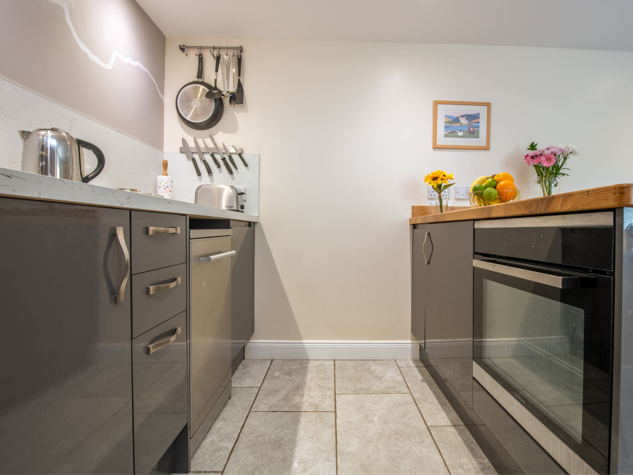 Wayside Bothy-Drinnen