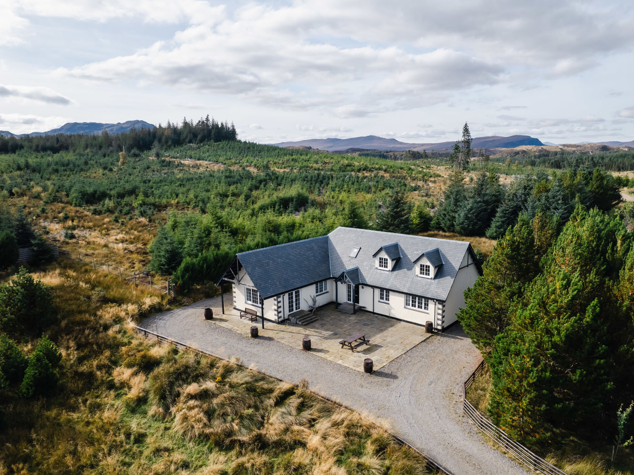 Mountain View Lodge Accommodation in Loch Ness