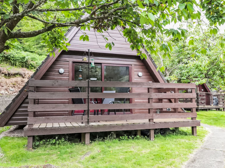 Loch Lochy Retreat Chalet in Invergarry