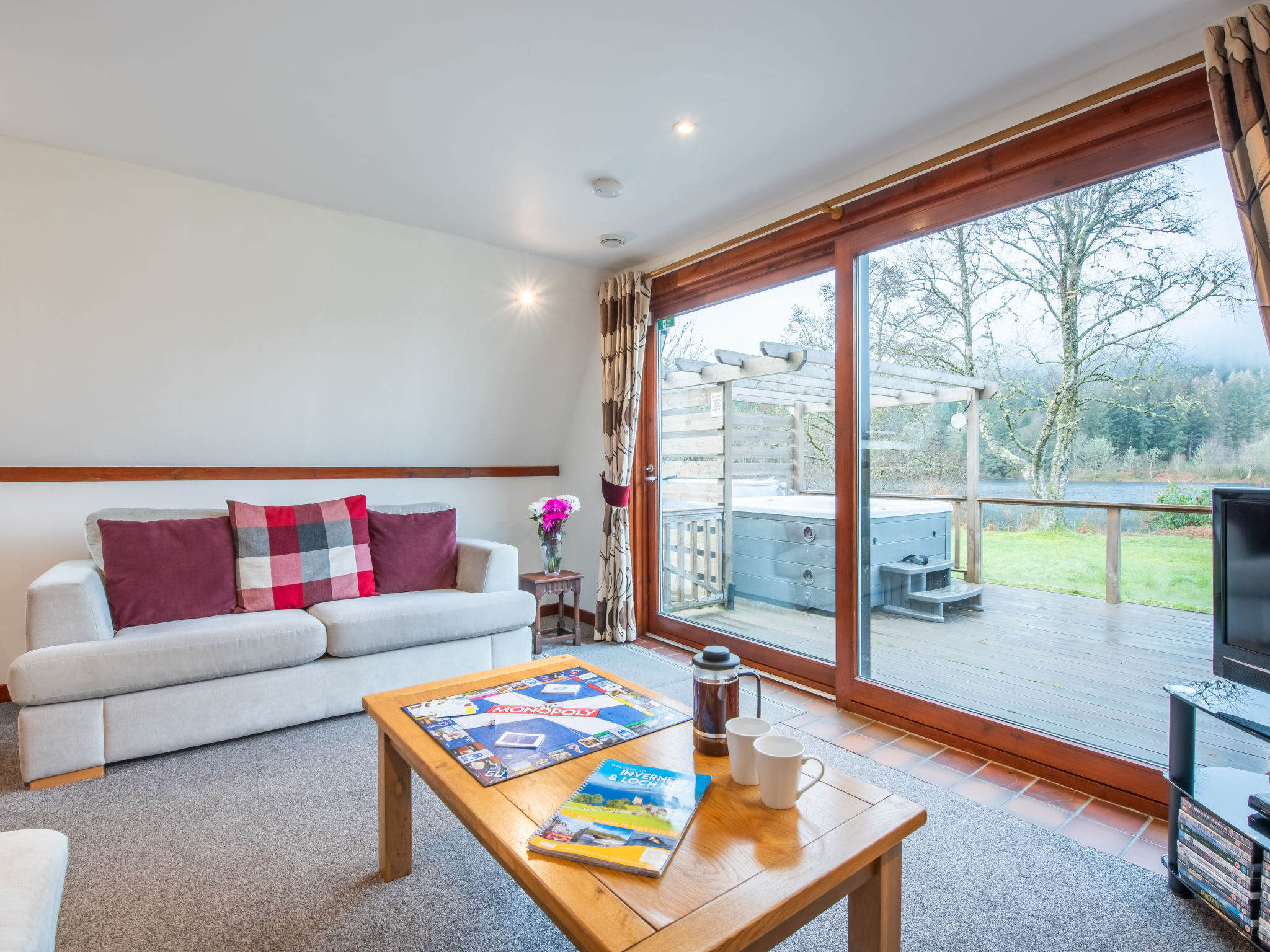 Photo of Invergarry Combi