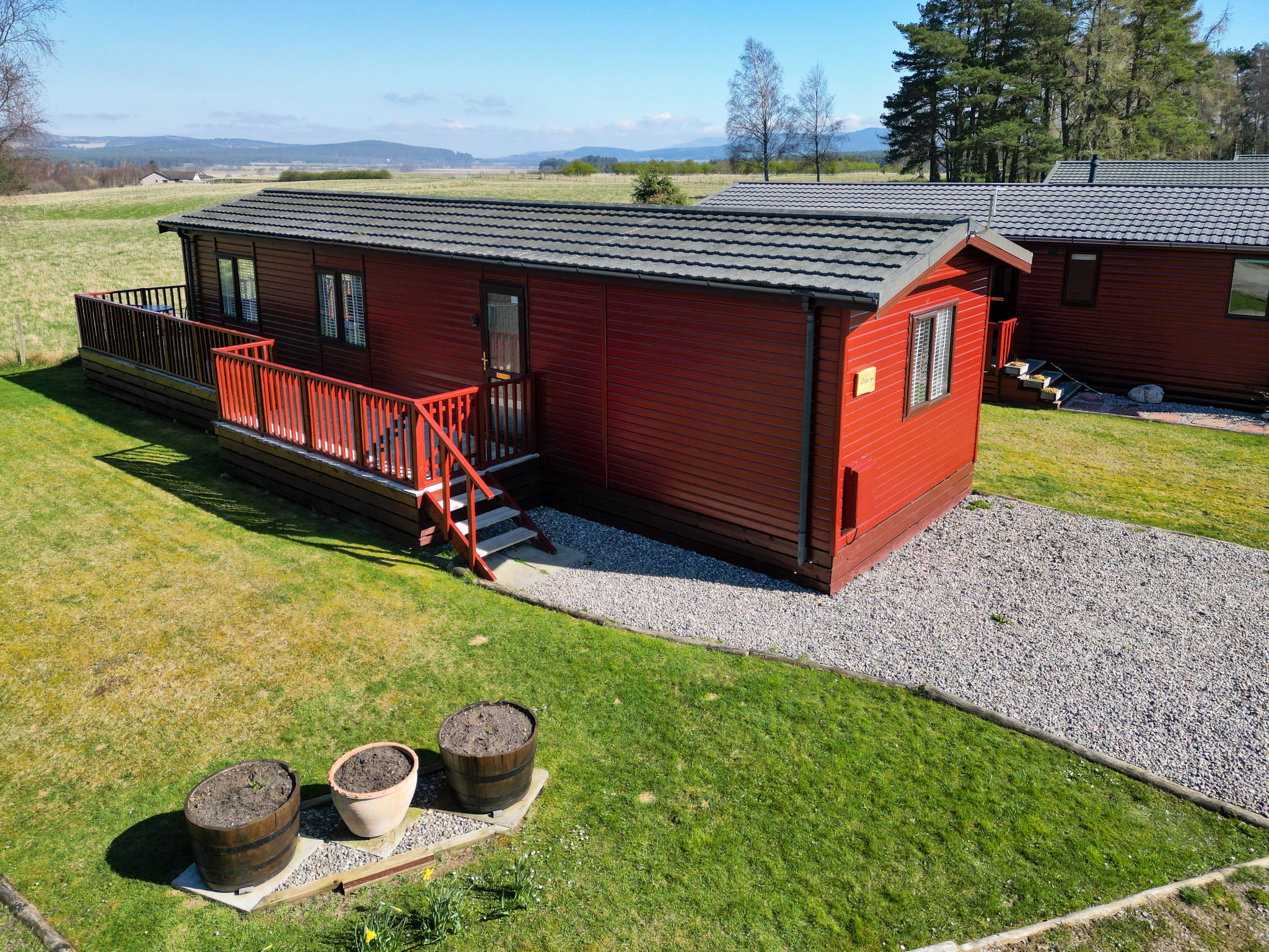 Osprey Lodge-Buiten