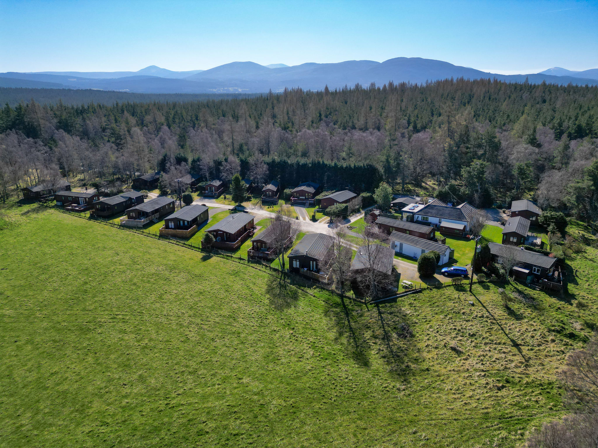 Crossbill Lodge-Buiten