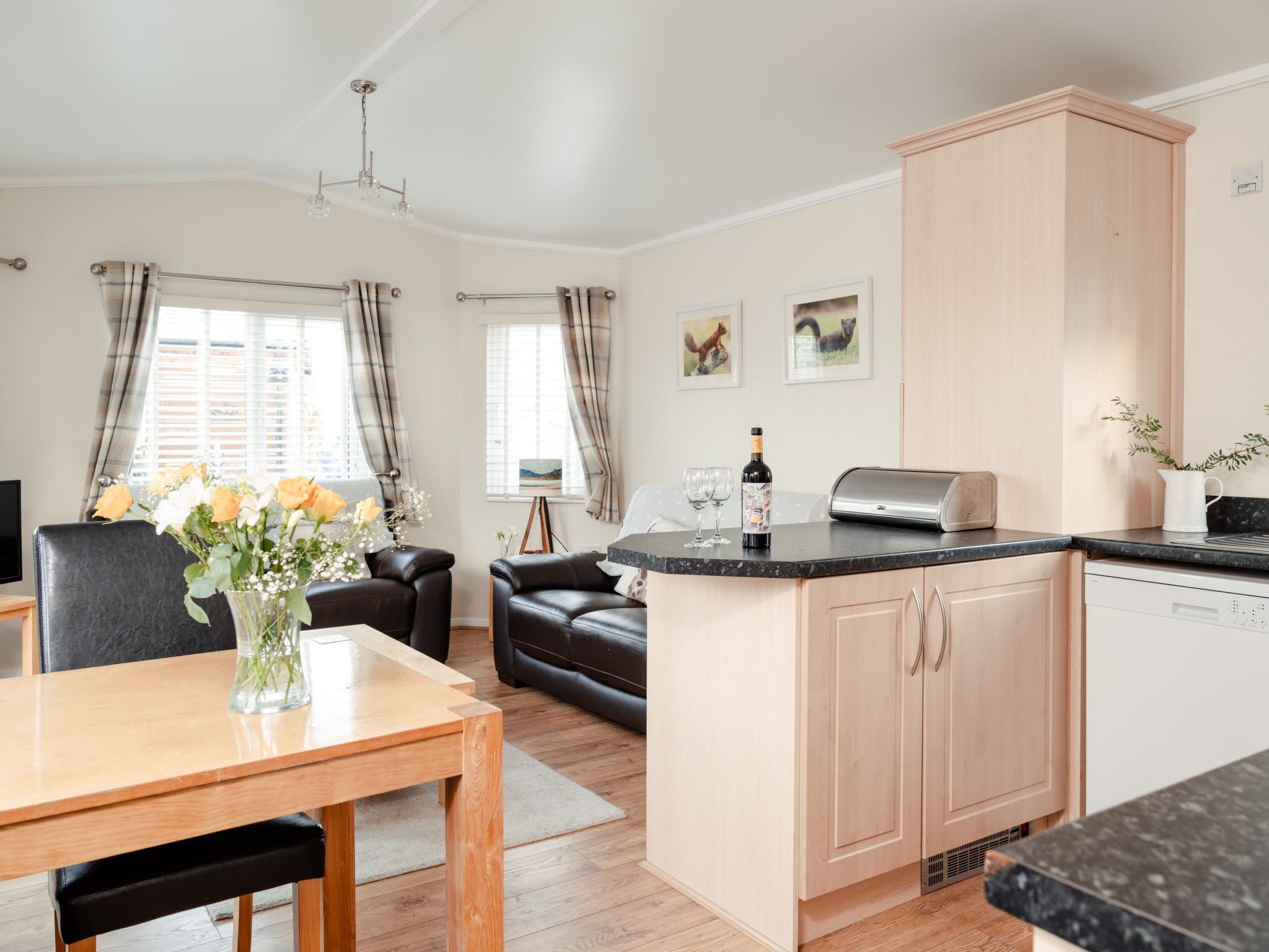 Crossbill Lodge-Binnen