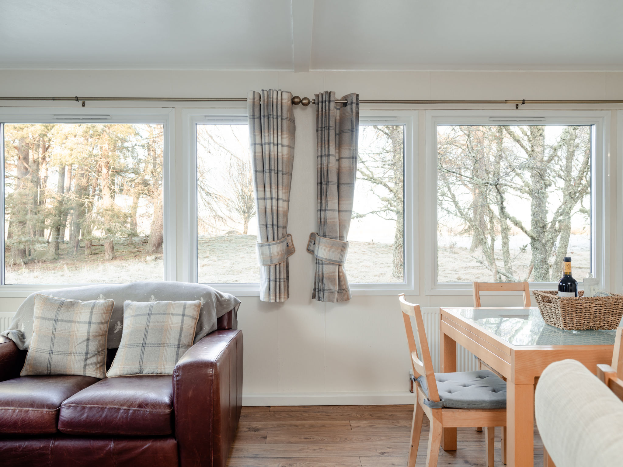 Woodpecker Lodge-Binnen