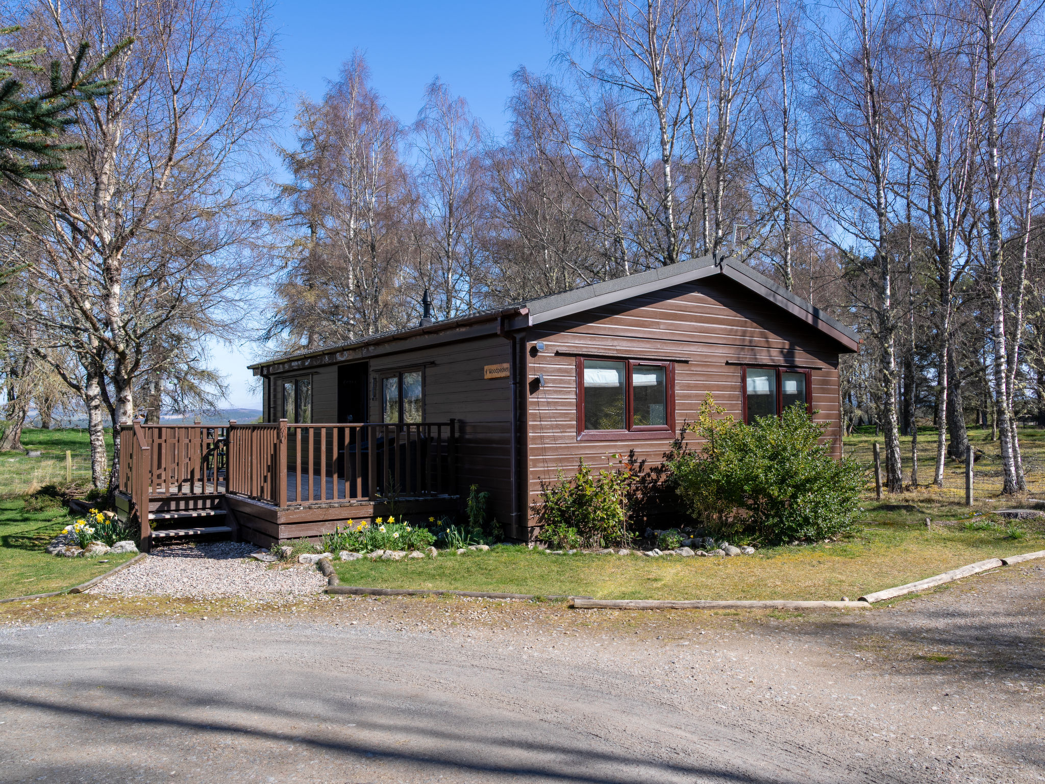 Woodpecker Lodge-Buiten