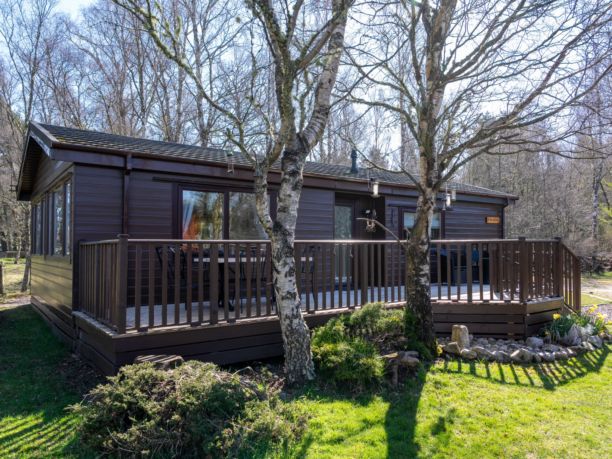 Woodpecker Lodge-Buiten