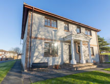 Moderne vakantiewoning nabij Loch Ness en golfbaan in Inverness - thumbnail 1