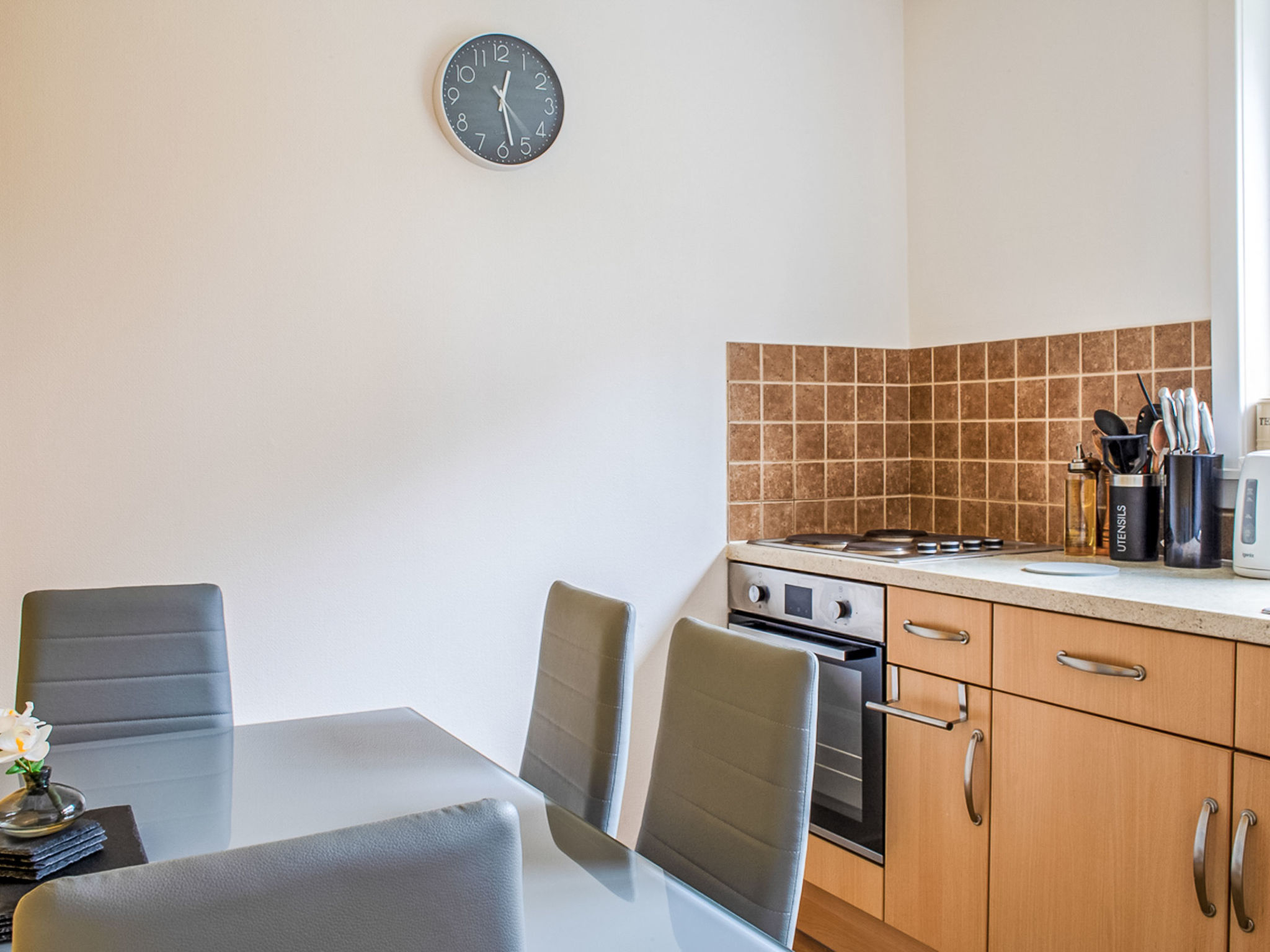 Alan's House-Drinnen