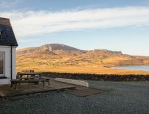 Vrijstaande cottage met uitzicht op zee bij Staffin, North Skye - thumbnail 5