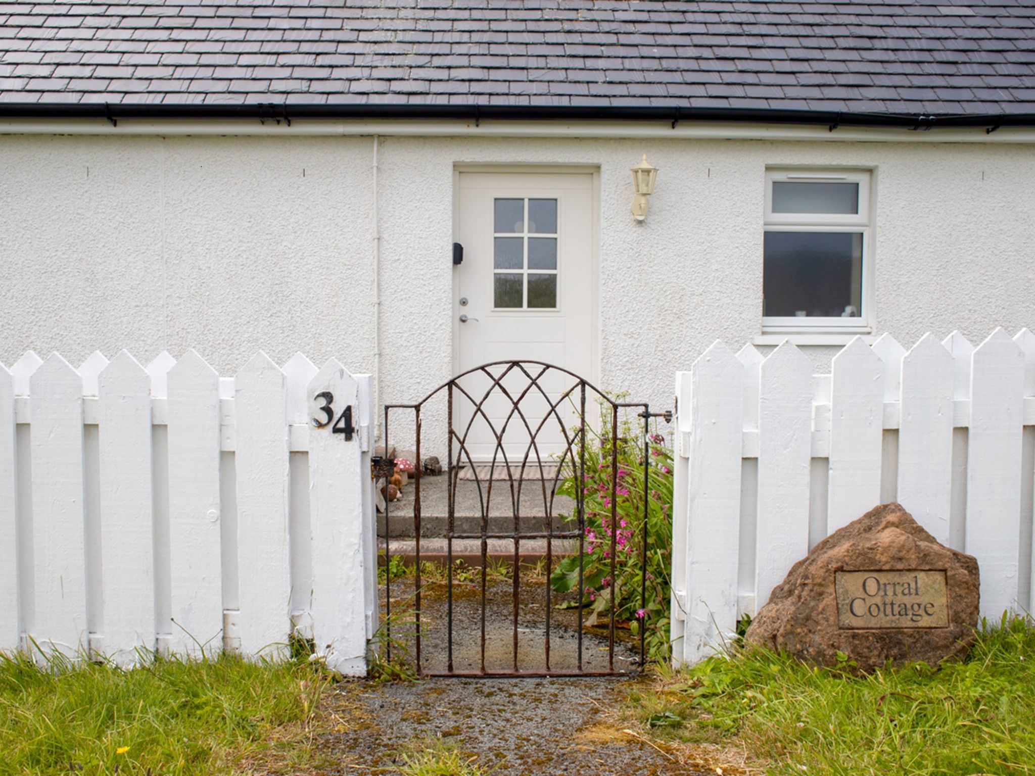 Orral Cottage-Buiten