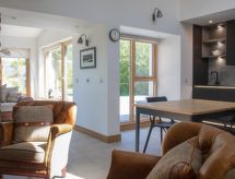 Holiday home Finnan's Byre