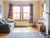 Ruim vrijstaand cottage in centrum Portree, op 500 meter van zee - thumbnail 2