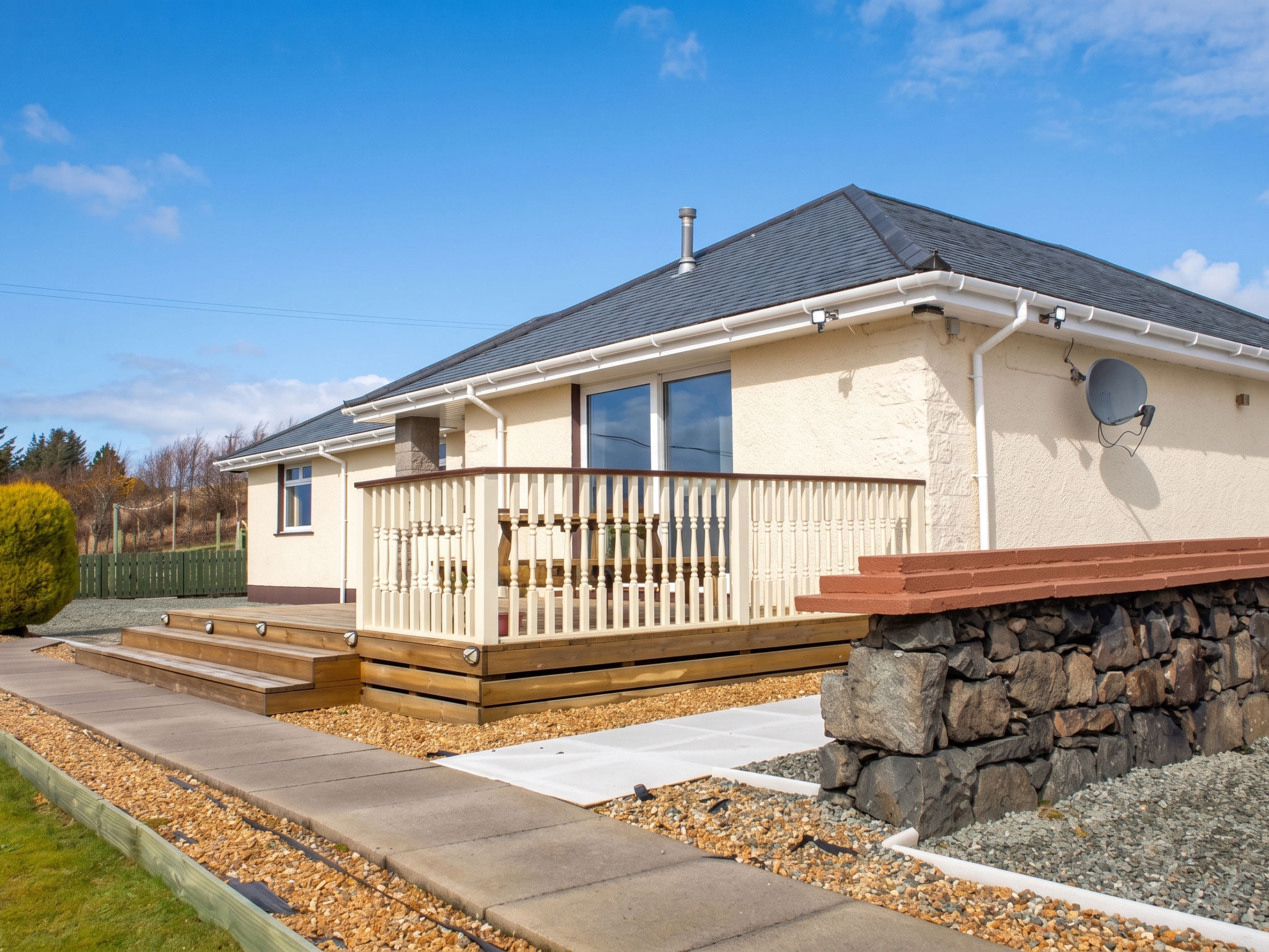 Photo of Skeabost Bungalow