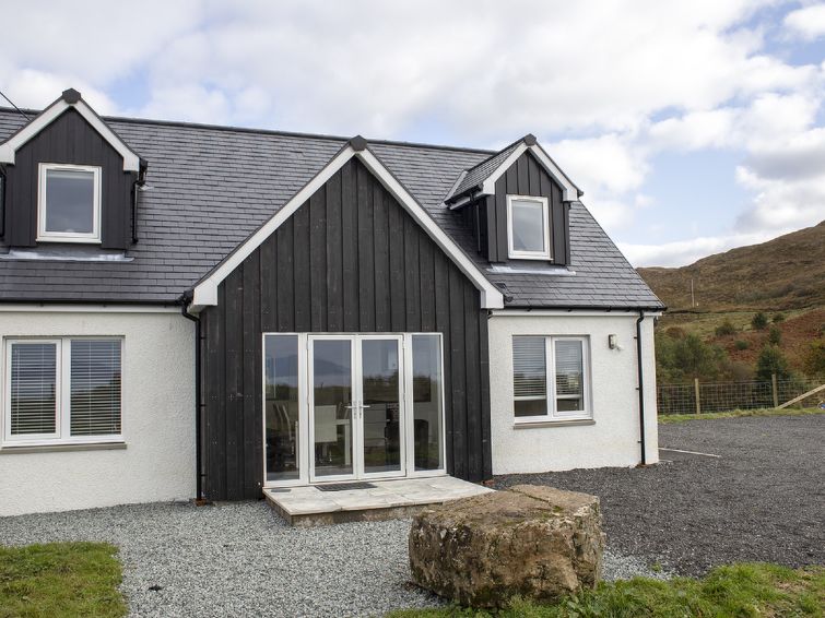 South Skye accommodation cottages for rent in South Skye apartments to rent in South Skye holiday homes to rent in South Skye