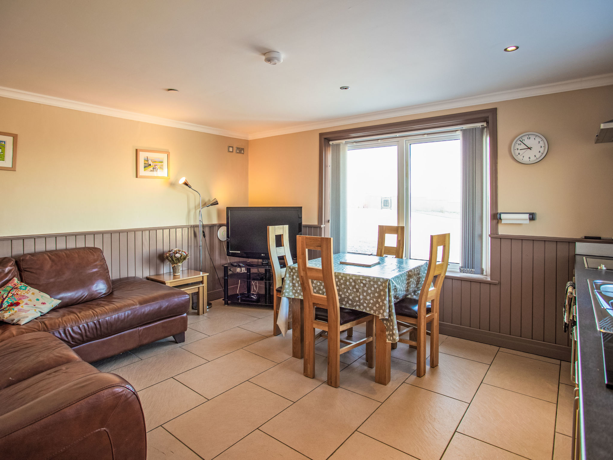 Frobost Lodge